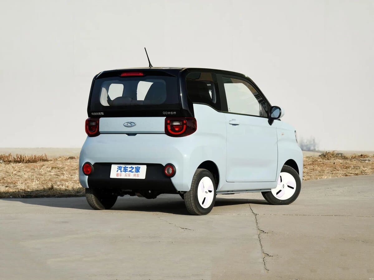 Chery QQ Ice Cream I — 3/4 arxadan