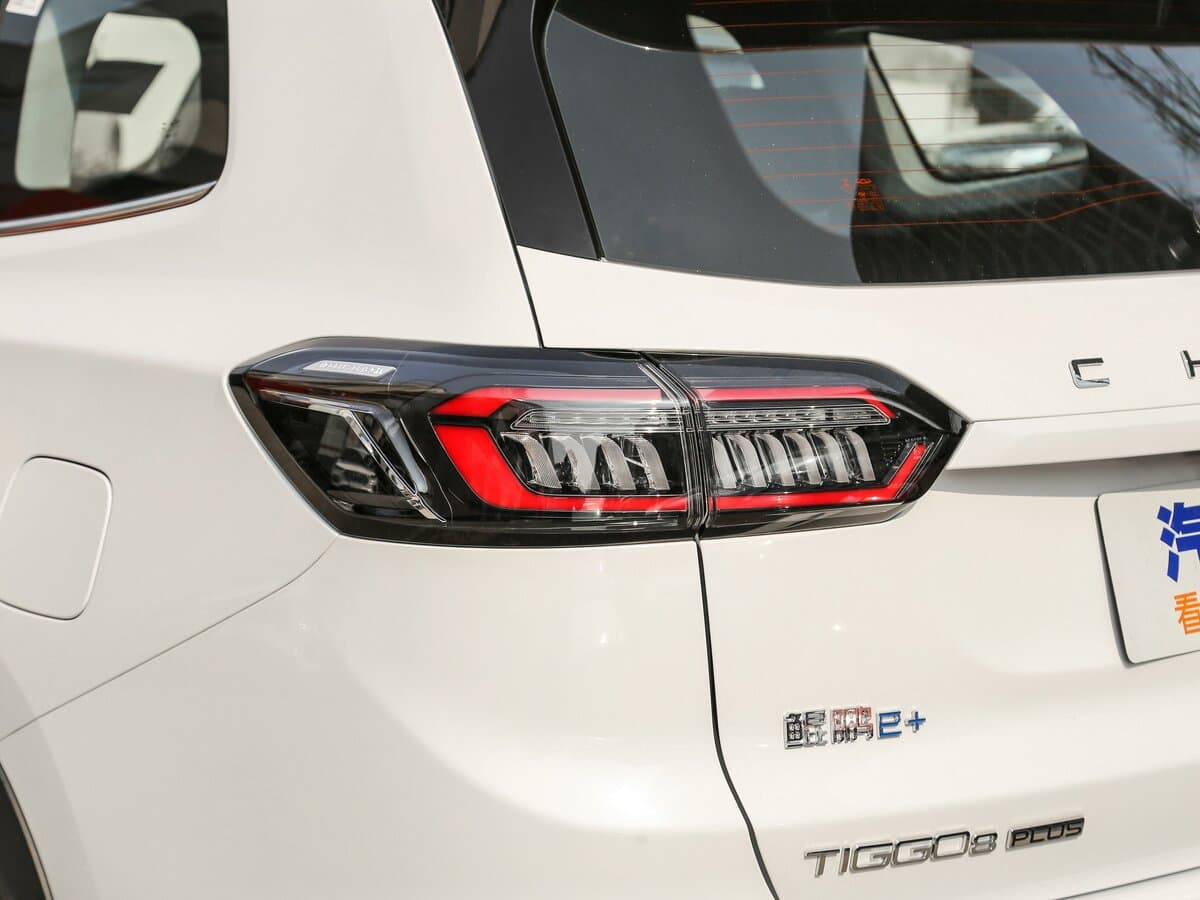 Chery Tiggo 8 Pro e+ 2021 – 2024 — Detal