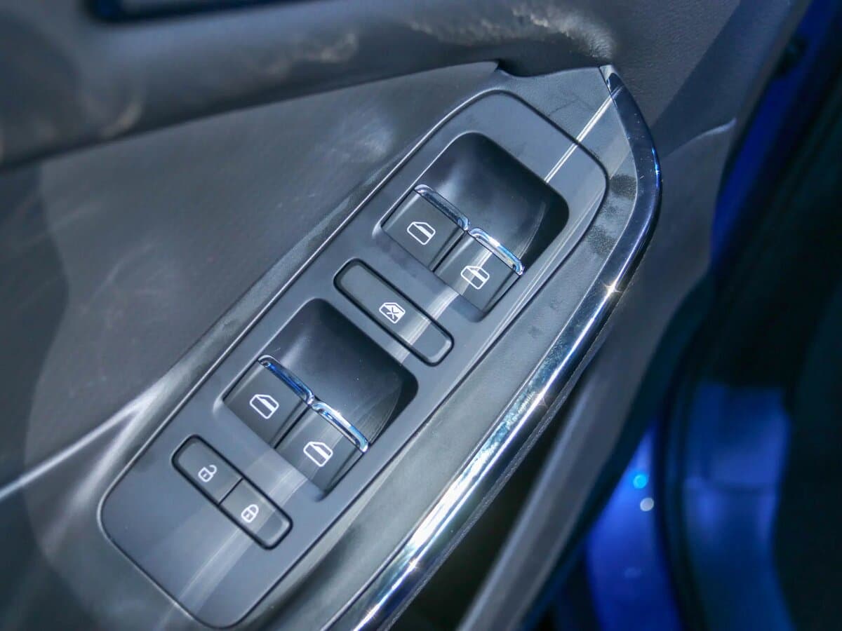 Chery Tiggo E I — Qapı