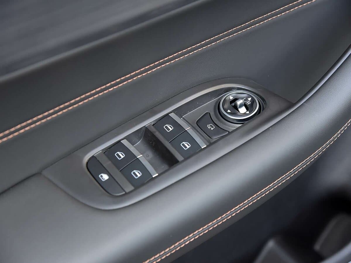 Chery Tiggo E II — Qapı