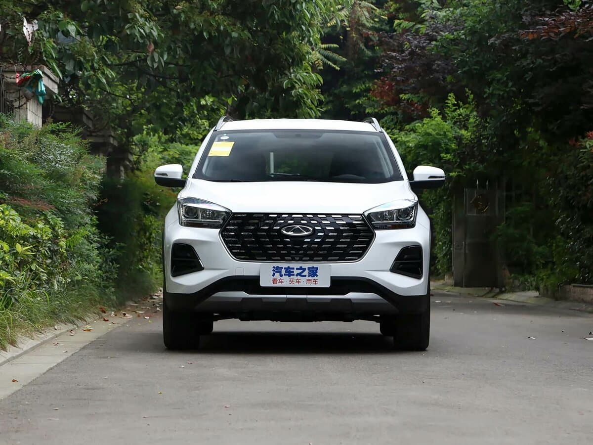 Chery Tiggo E II — Öndən