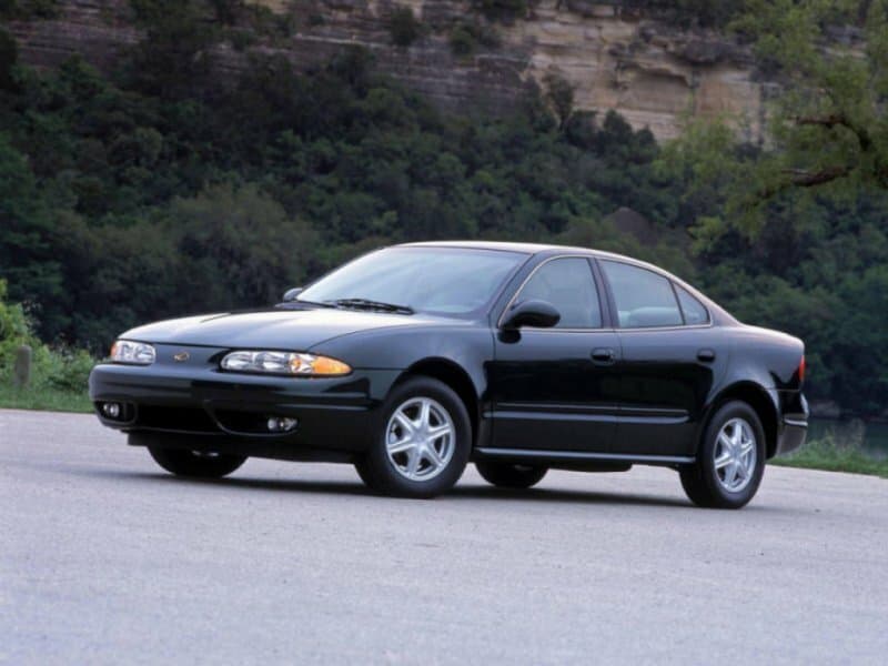 Chevrolet Alero 1999 – 2004 — Əsas şəkil