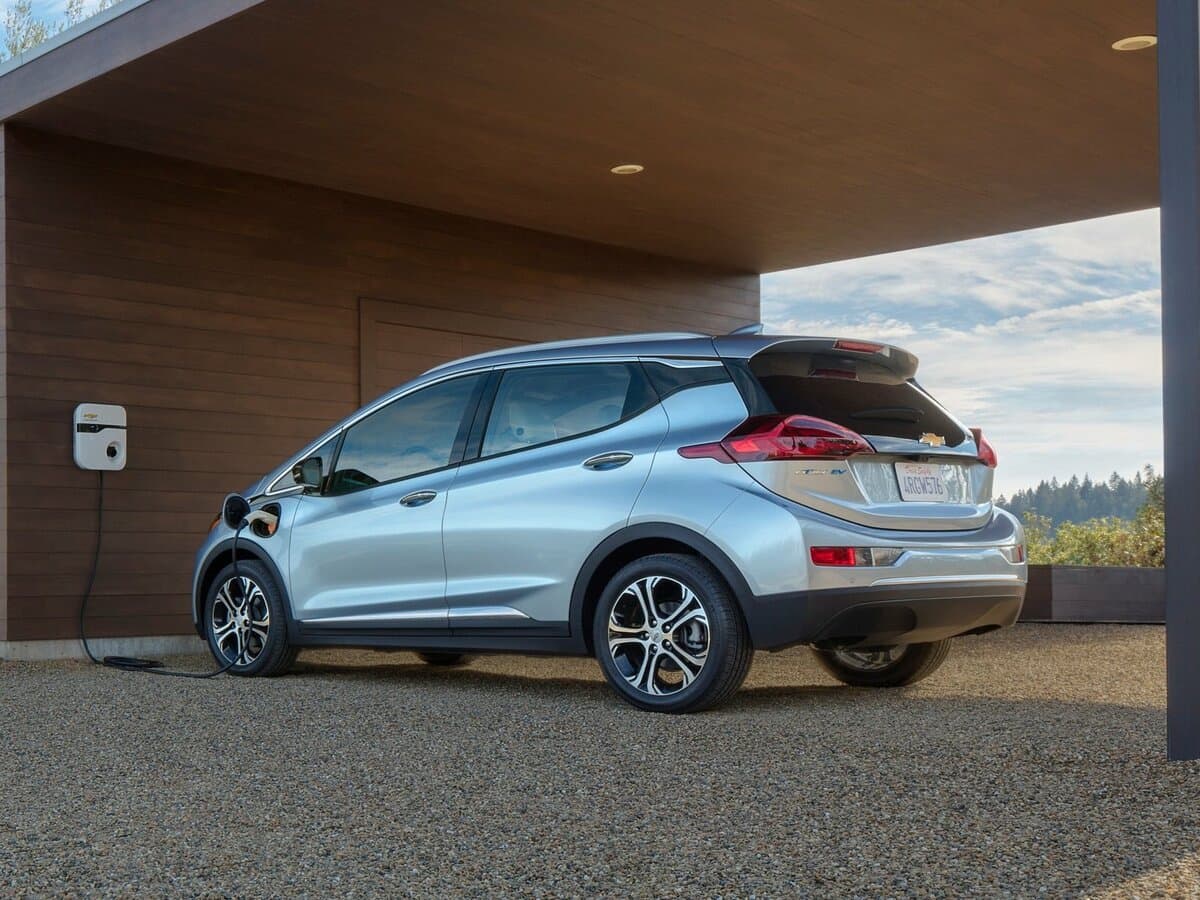 Chevrolet Bolt I — 3/4 arxadan