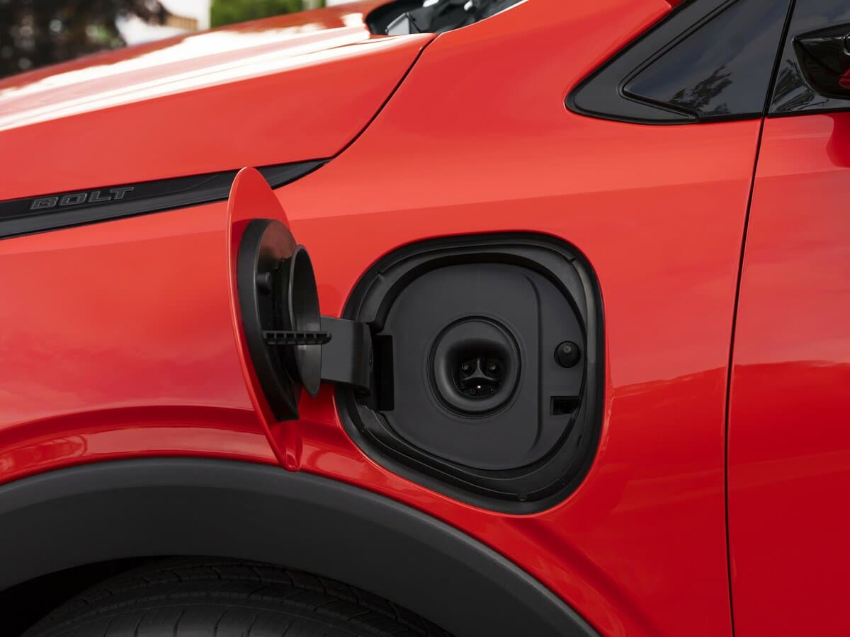 Chevrolet Bolt II — Salon, arxadan
