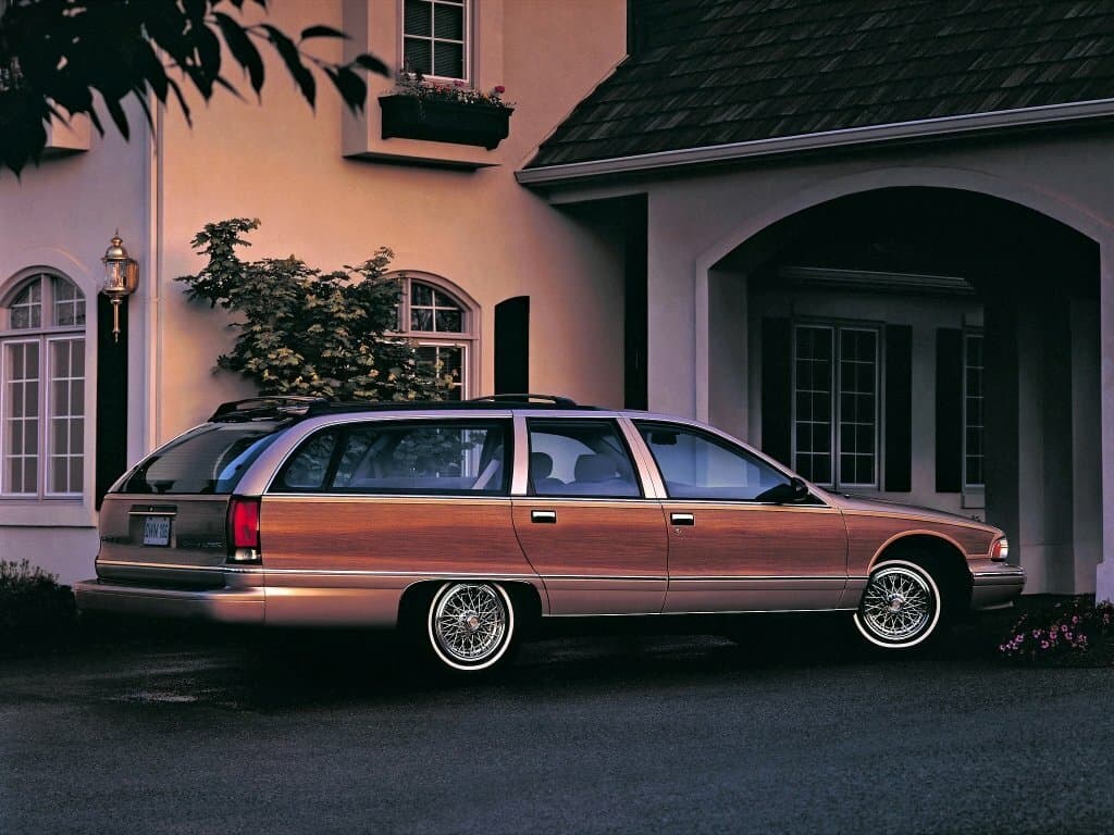 Chevrolet Caprice IV — Yandan