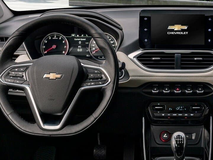 Chevrolet Captiva II — Sükan