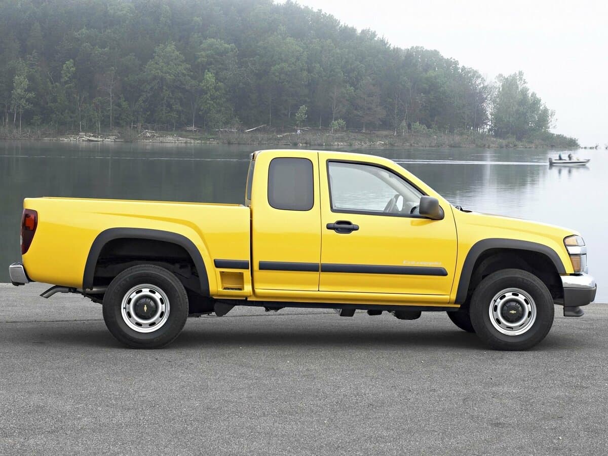 Chevrolet Colorado I — Yandan