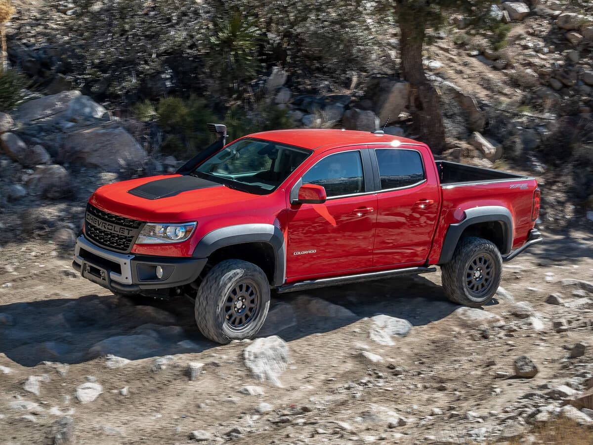 Chevrolet Colorado II — Yandan