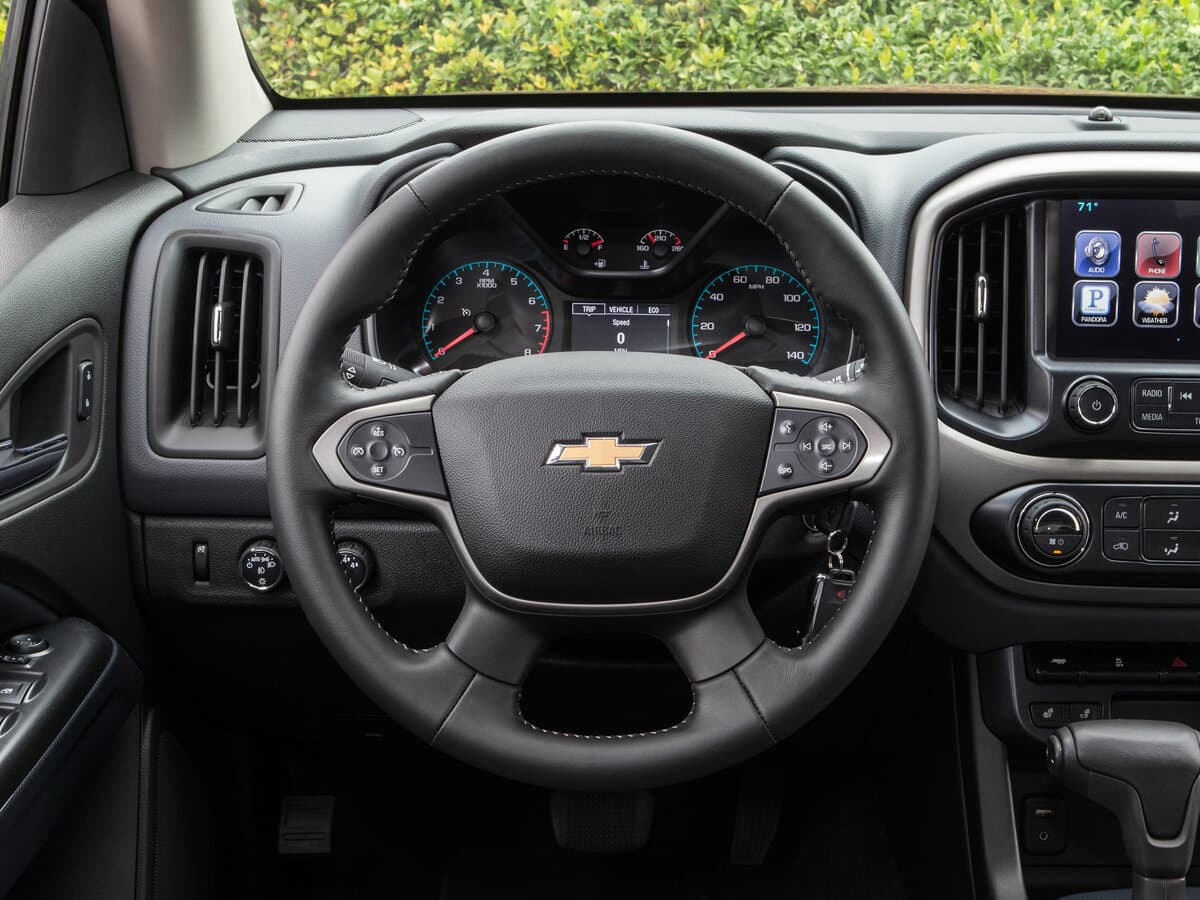Chevrolet Colorado II — Sükan