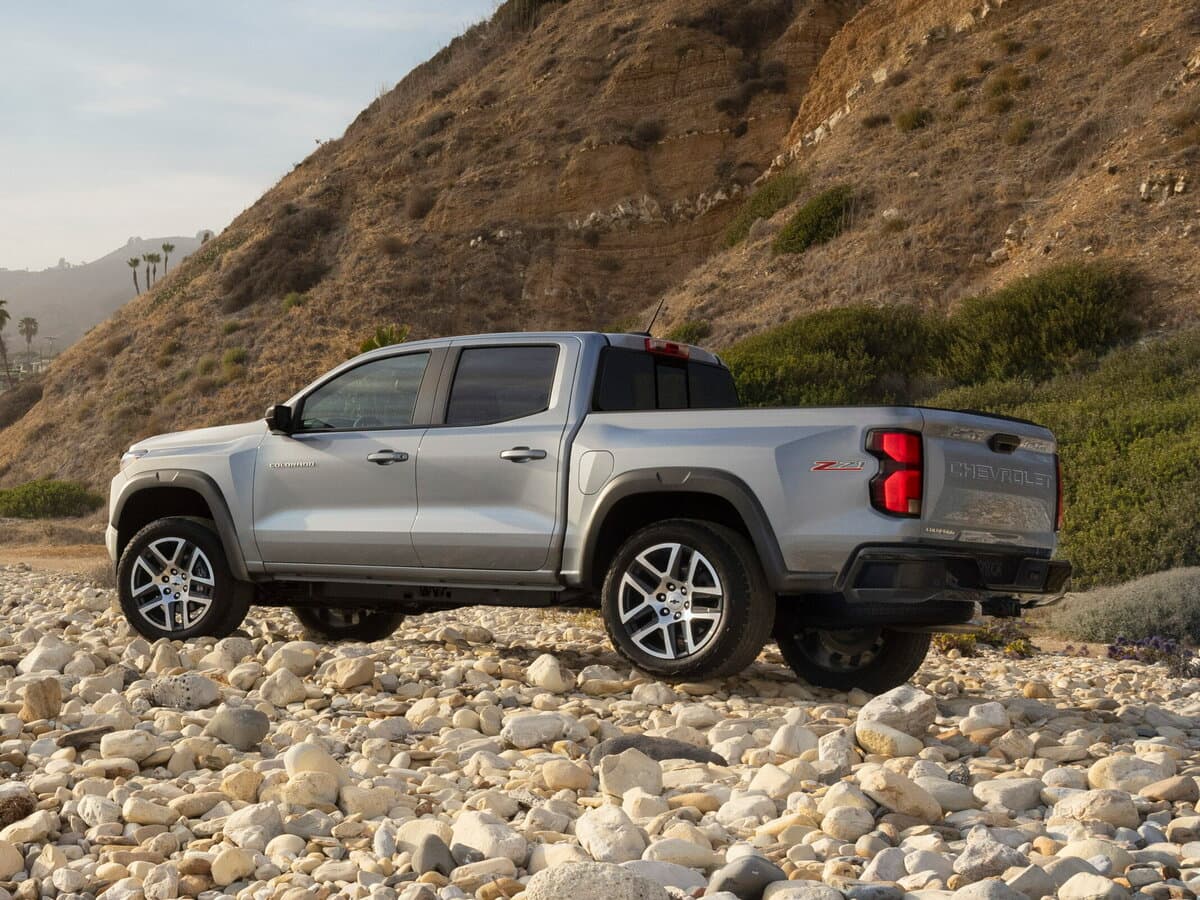 Chevrolet Colorado III — 3/4 arxadan