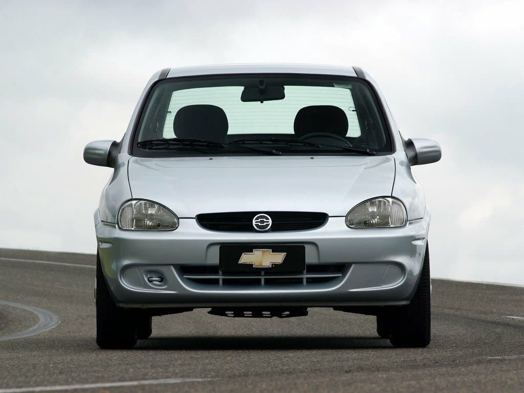 Chevrolet Corsa 1994 – 2001 — öndən görünüş