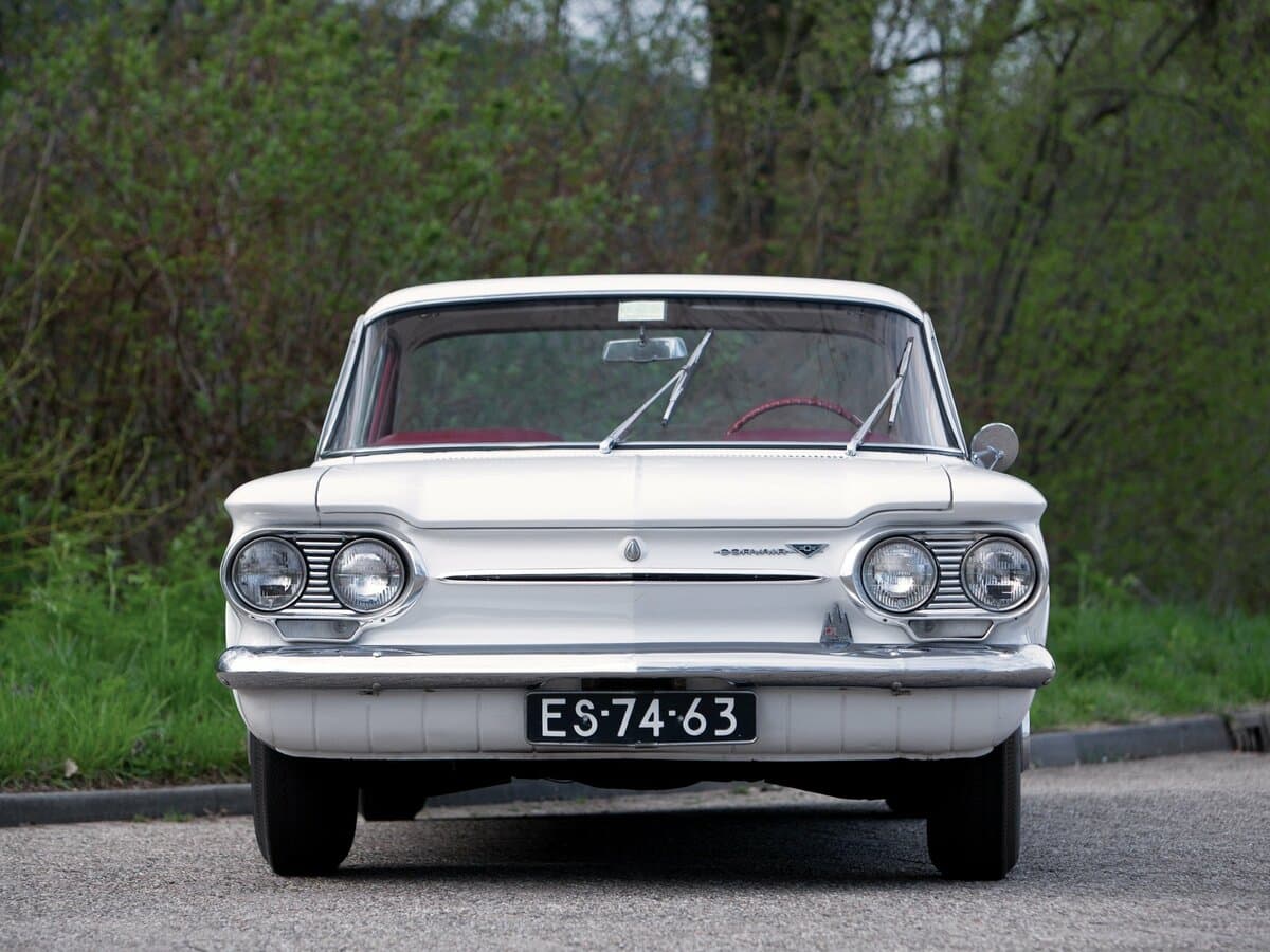 Chevrolet Corvair I — Öndən