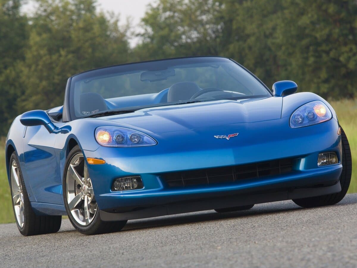 Chevrolet Corvette C6 — Öndən