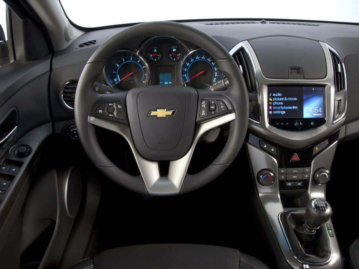 Chevrolet Cruze I Restayling — Sükan