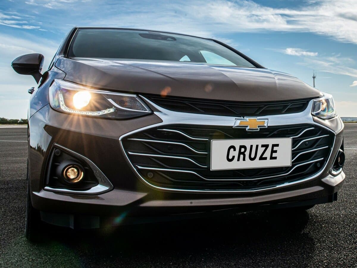 Chevrolet Cruze II Restayling — Fara