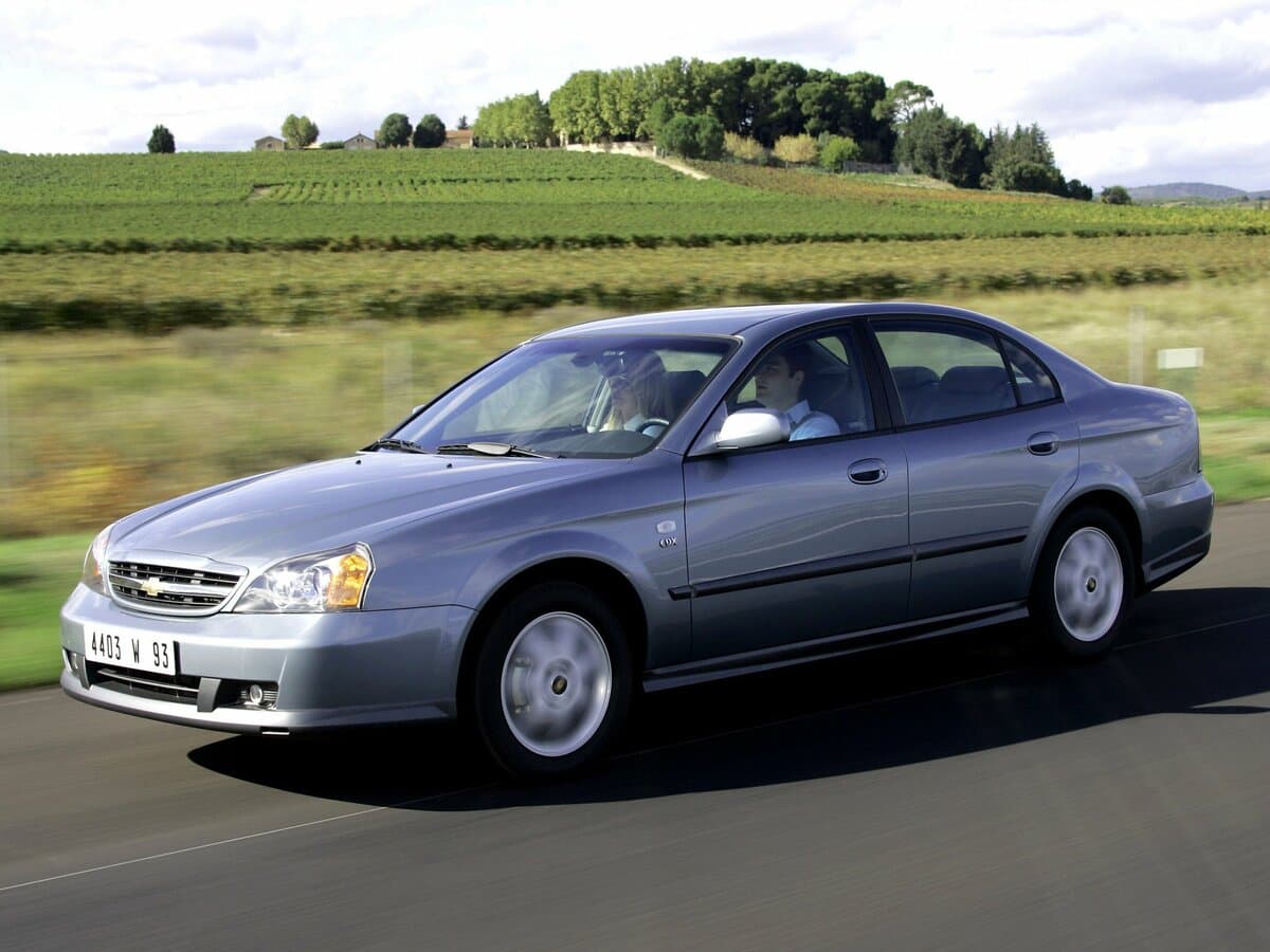 Chevrolet Evanda 2000 – 2006 — Əsas şəkil