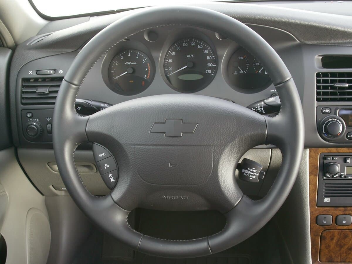 Chevrolet Evanda 2000 – 2006 — Sükan