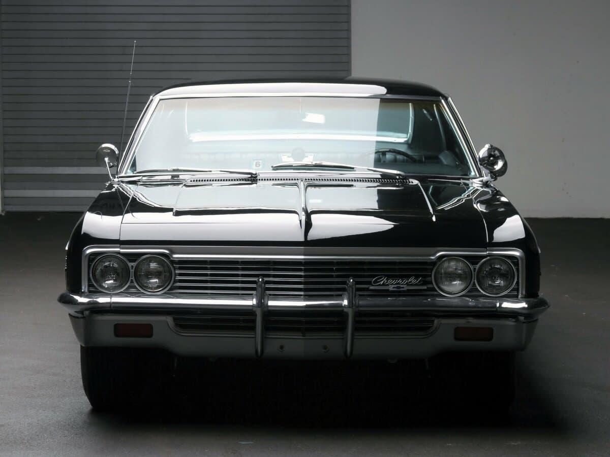 Chevrolet Impala IV — Öndən