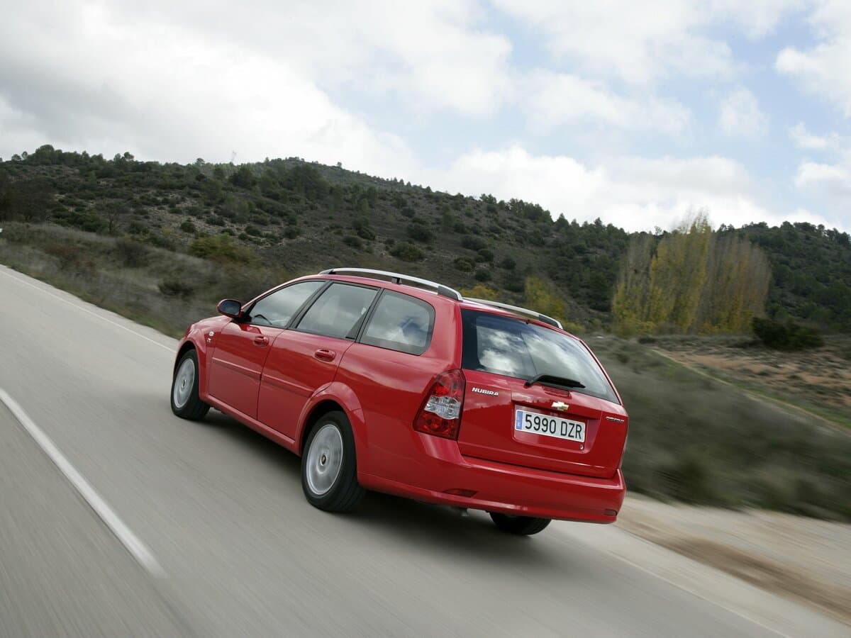 Chevrolet Lacetti I — 3/4 arxadan