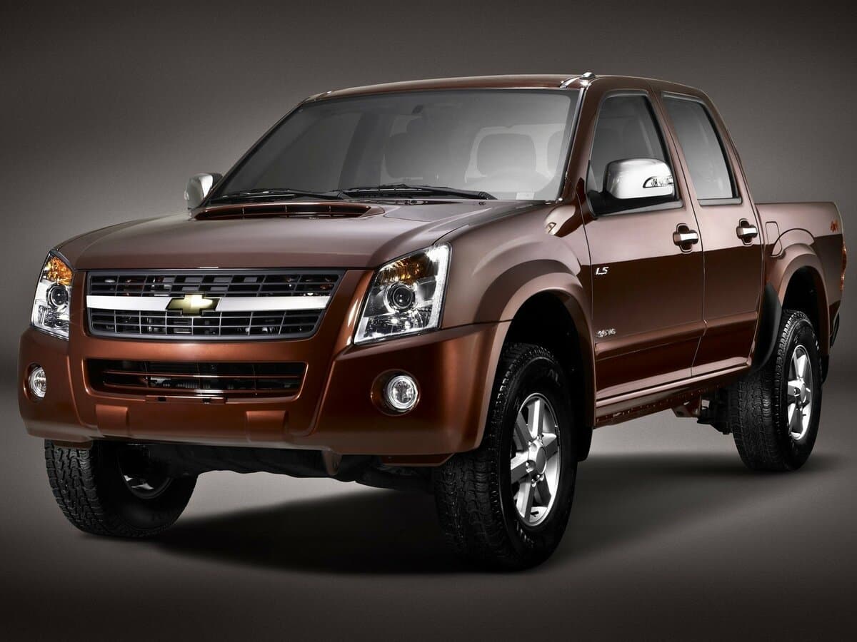 Chevrolet LUV D-MAX 2006 – 2011 — öndən görünüş
