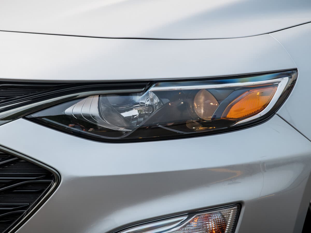 Chevrolet Malibu IX Restayling — Fara