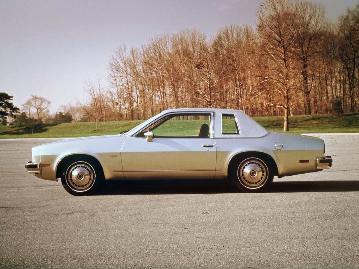 Chevrolet Monza I NA Market — Yandan