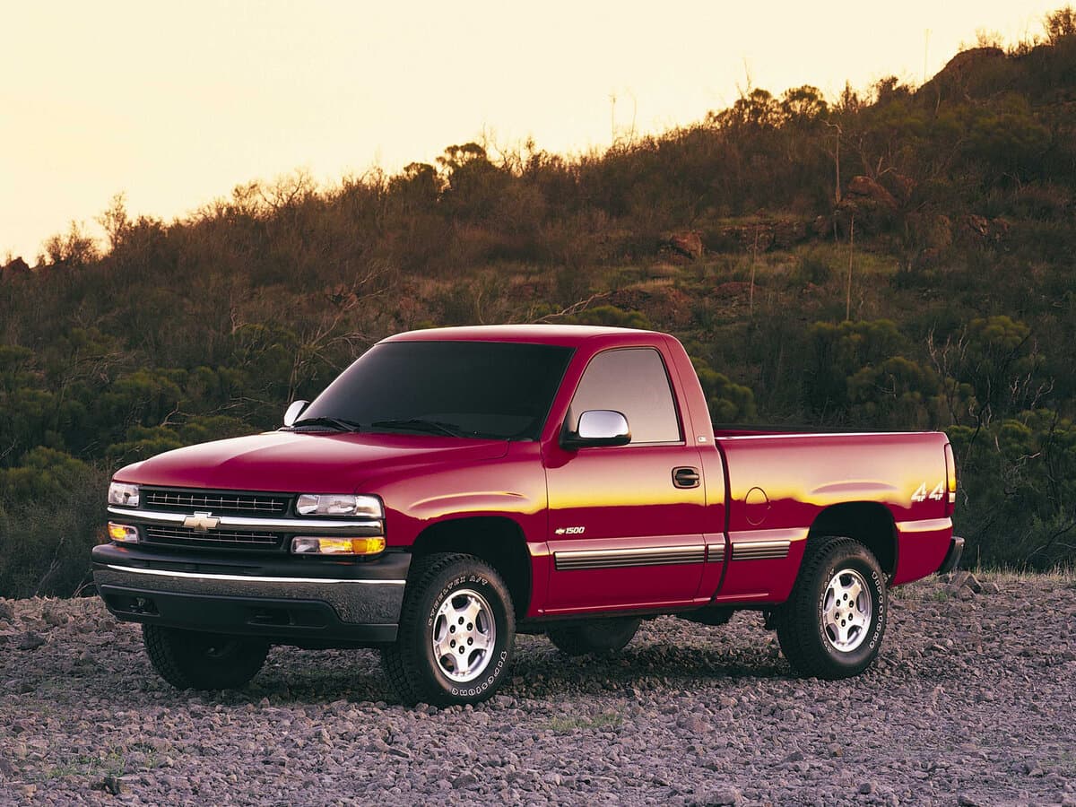 Chevrolet Silverado I (GMT800) — Əsas şəkil