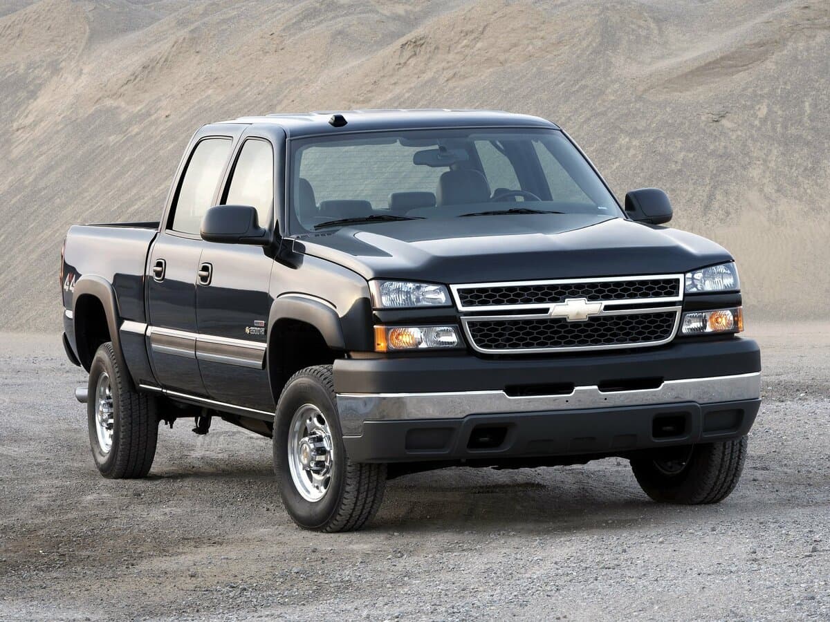Chevrolet Silverado I (GMT800) Restayling — Öndən