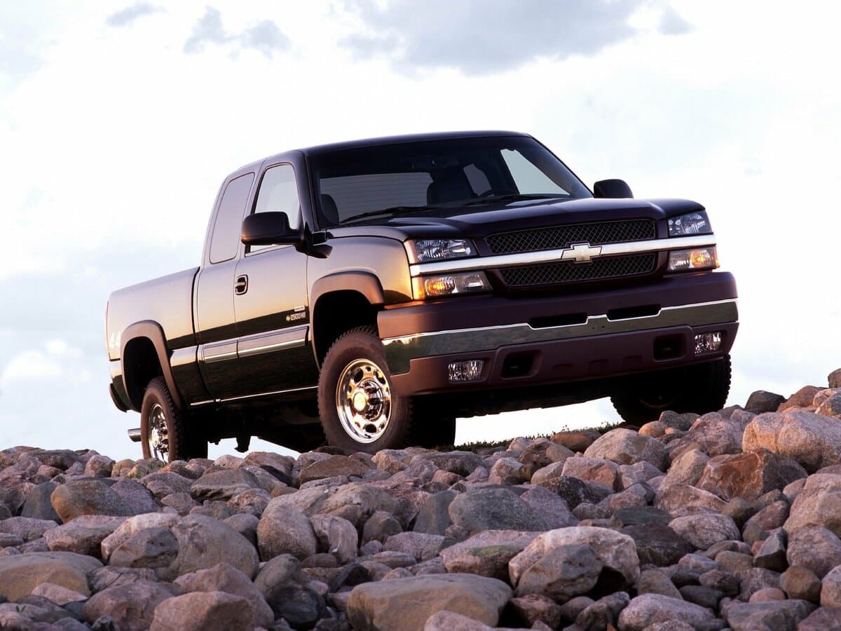 Chevrolet Silverado I (GMT800) Restayling — Öndən