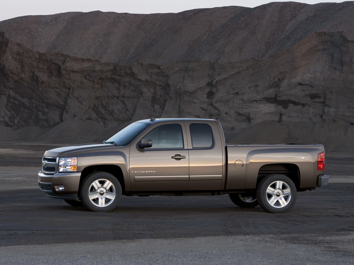 Chevrolet Silverado II (GMT900) — Yandan