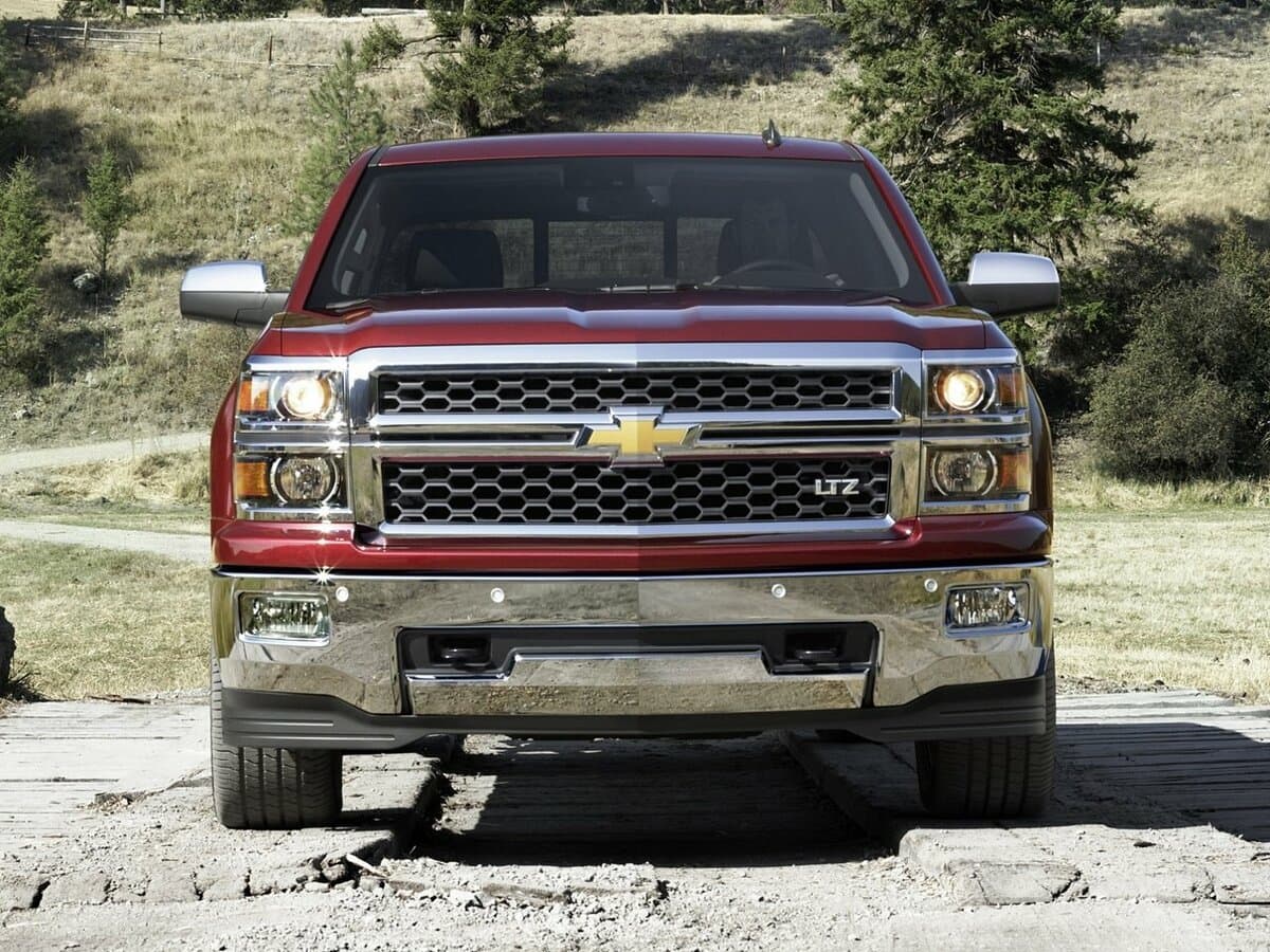 Chevrolet Silverado III (K2XX) — Öndən