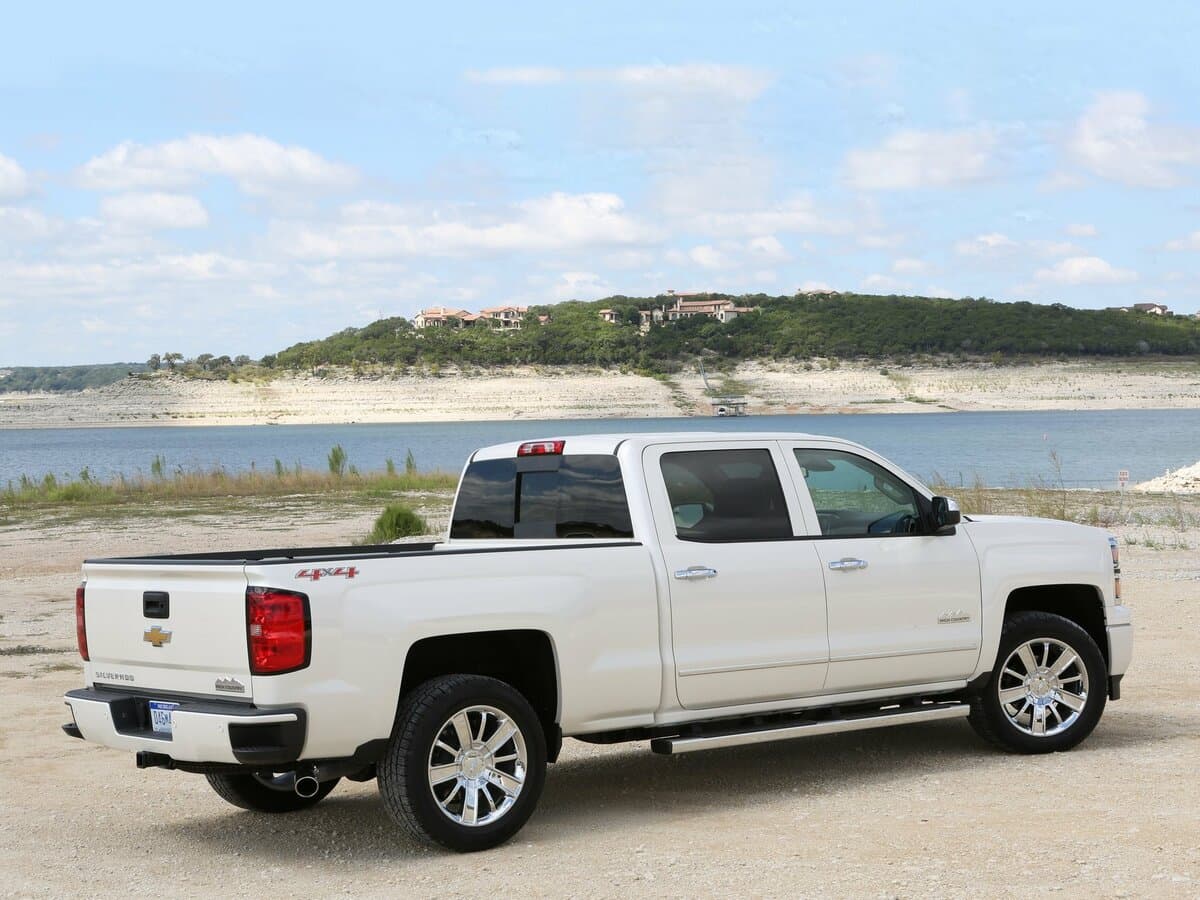 Chevrolet Silverado III (K2XX) — 3/4 arxadan