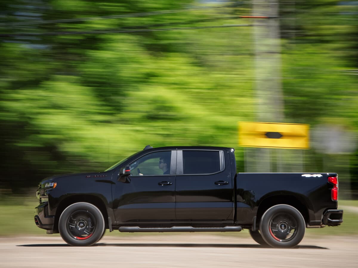 Chevrolet Silverado IV (T1XX) — Yandan