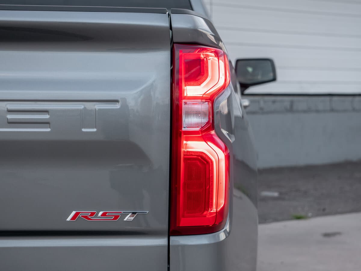 Chevrolet Silverado IV (T1XX) — Detal
