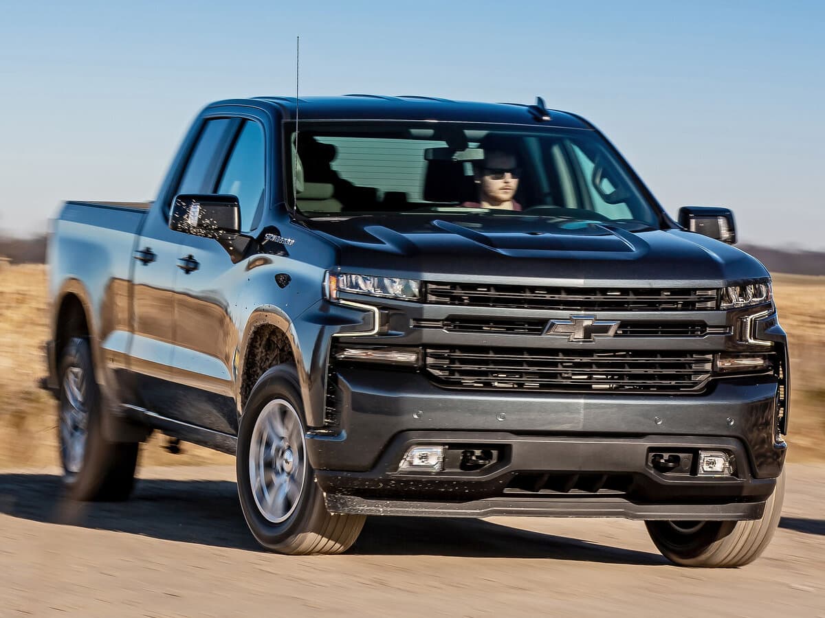Chevrolet Silverado IV (T1XX) — Öndən