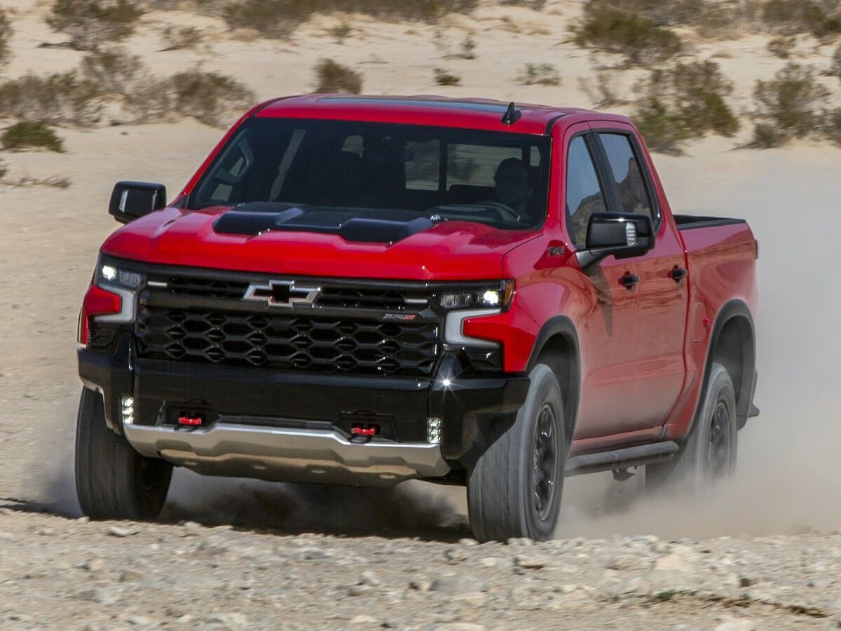 Chevrolet Silverado IV (T1XX) Restayling — Öndən
