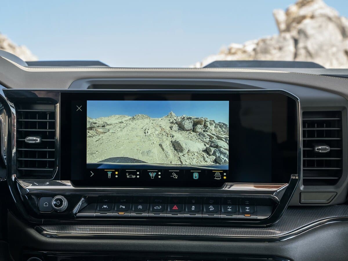 Chevrolet Silverado IV (T1XX) Restayling — Salon, öndən