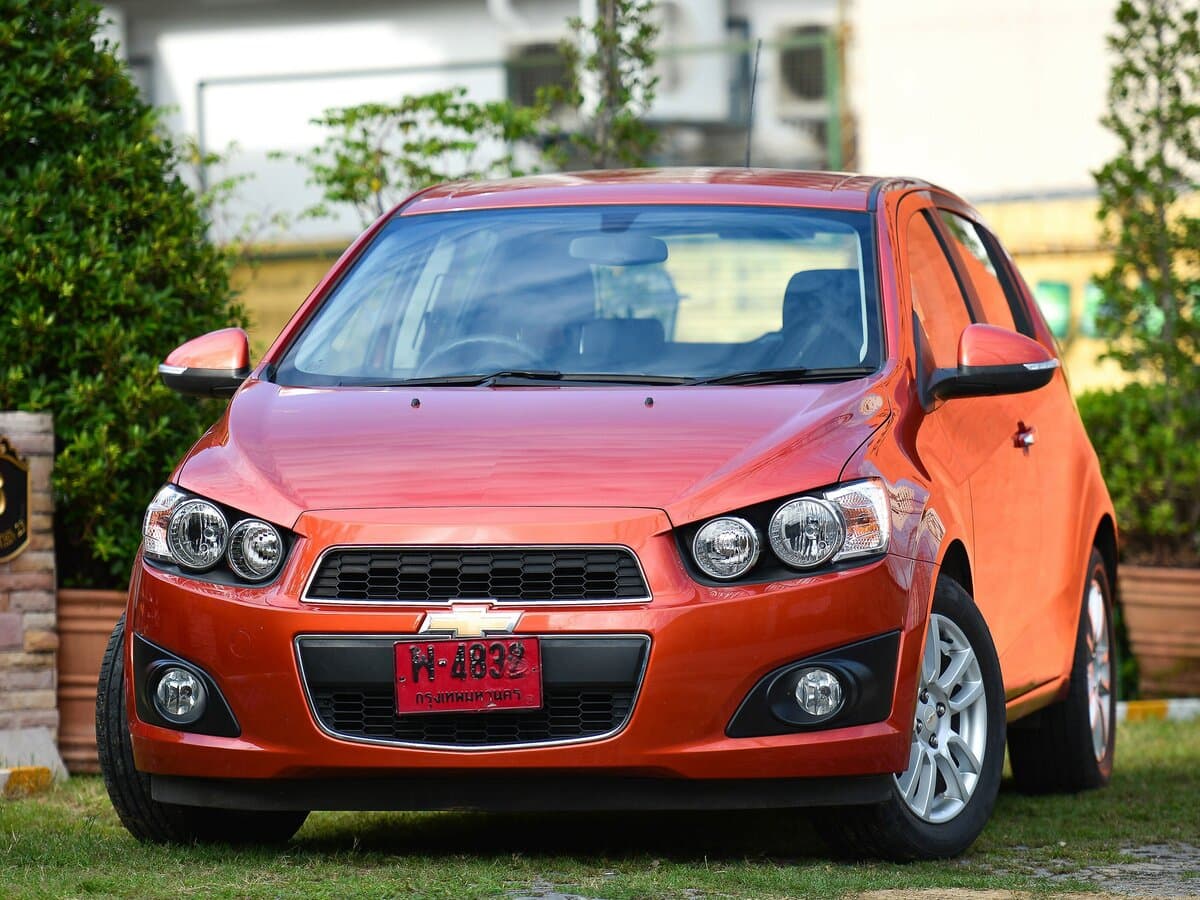 Chevrolet Sonic I — Öndən