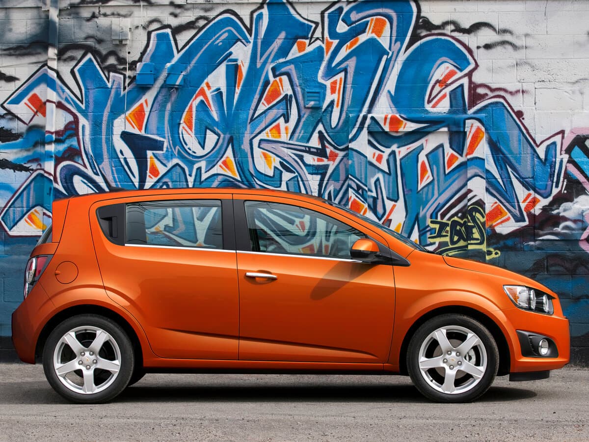Chevrolet Sonic I — Yandan