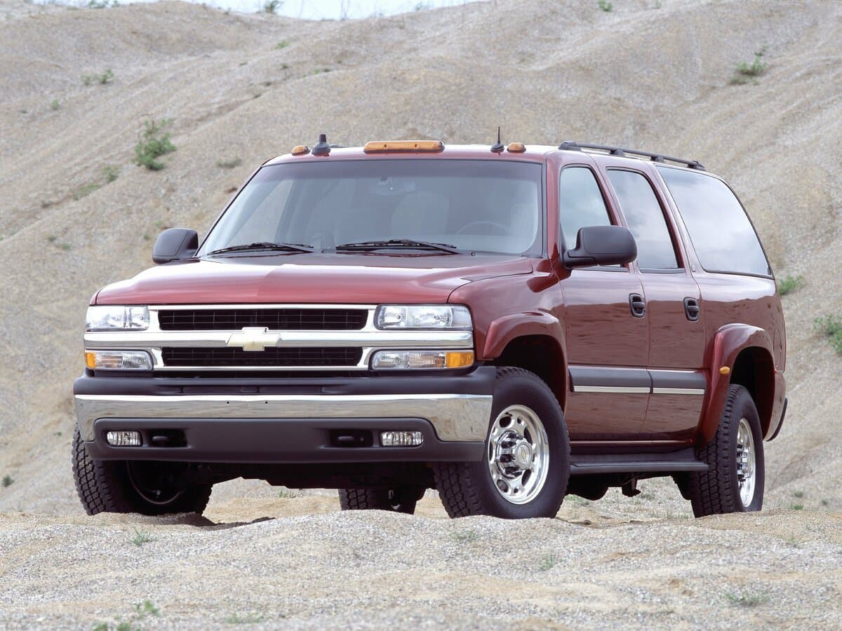 Chevrolet Suburban IX — Öndən