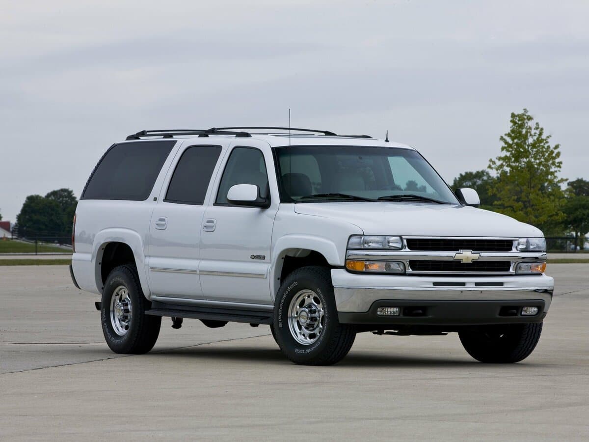 Chevrolet Suburban IX — Əsas şəkil