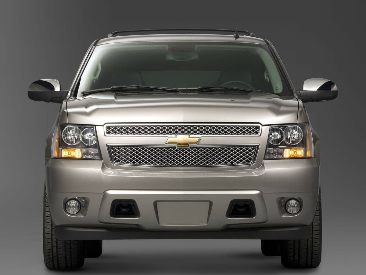 Chevrolet Tahoe III — Öndən