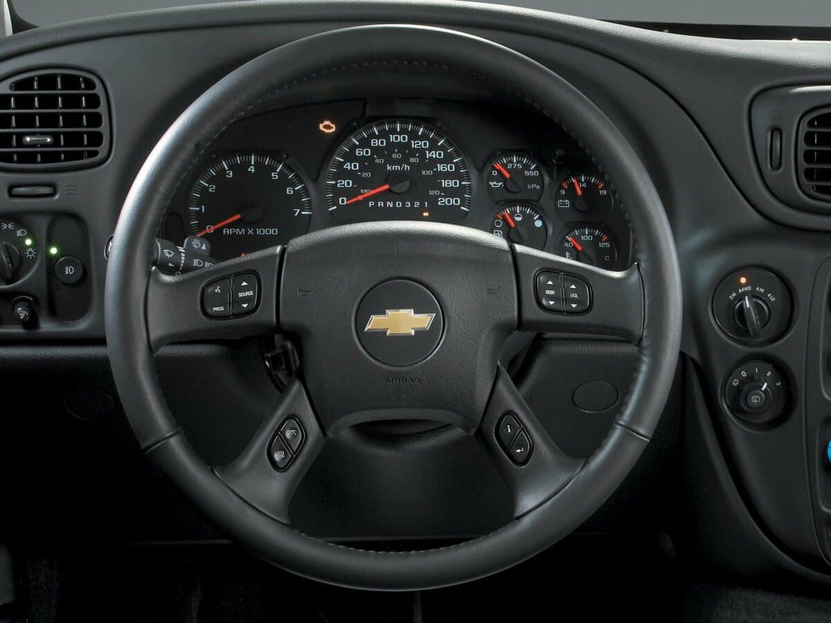 Chevrolet TrailBlazer I Restayling — Sükan
