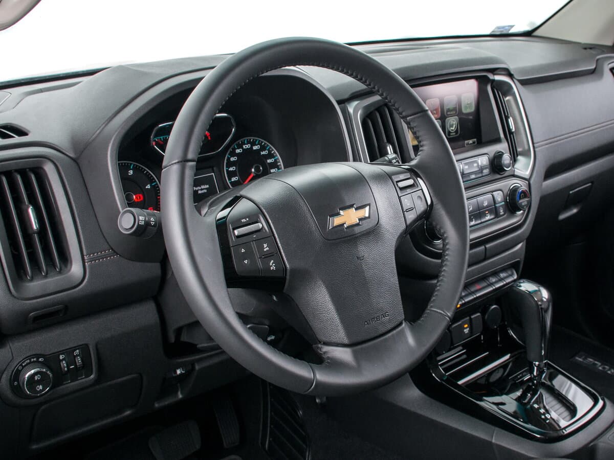 Chevrolet TrailBlazer II Restayling — Sükan