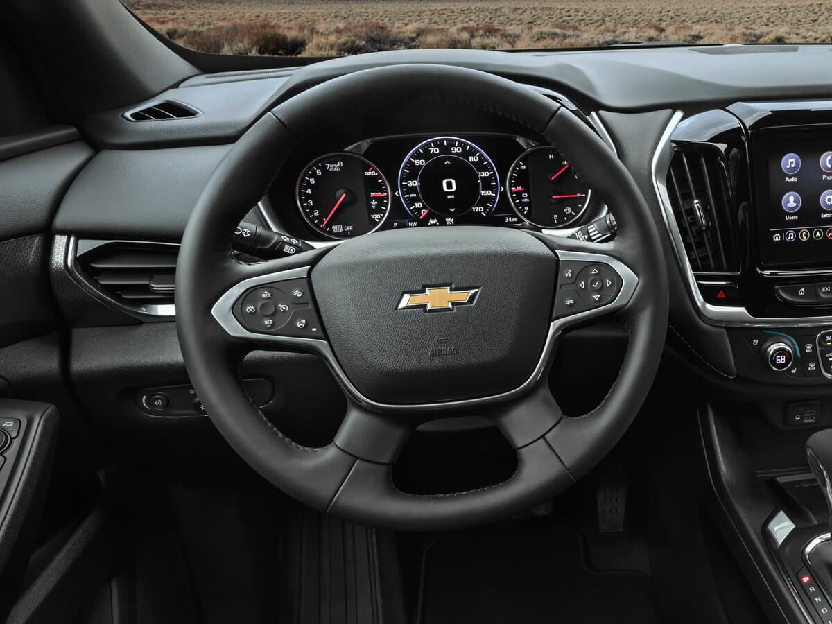 Chevrolet Traverse II Restayling — Sükan