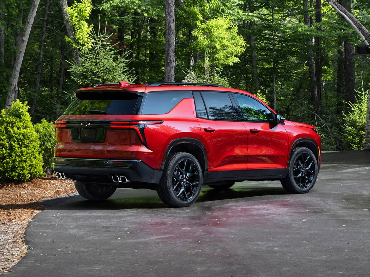 Chevrolet Traverse III — 3/4 arxadan