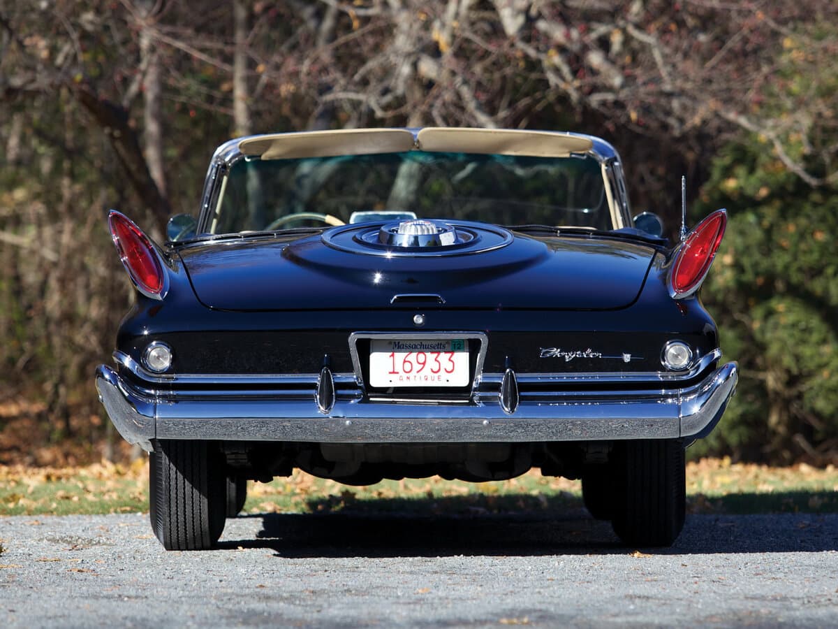Chrysler 300 Letter Series III (300F) — Arxadan