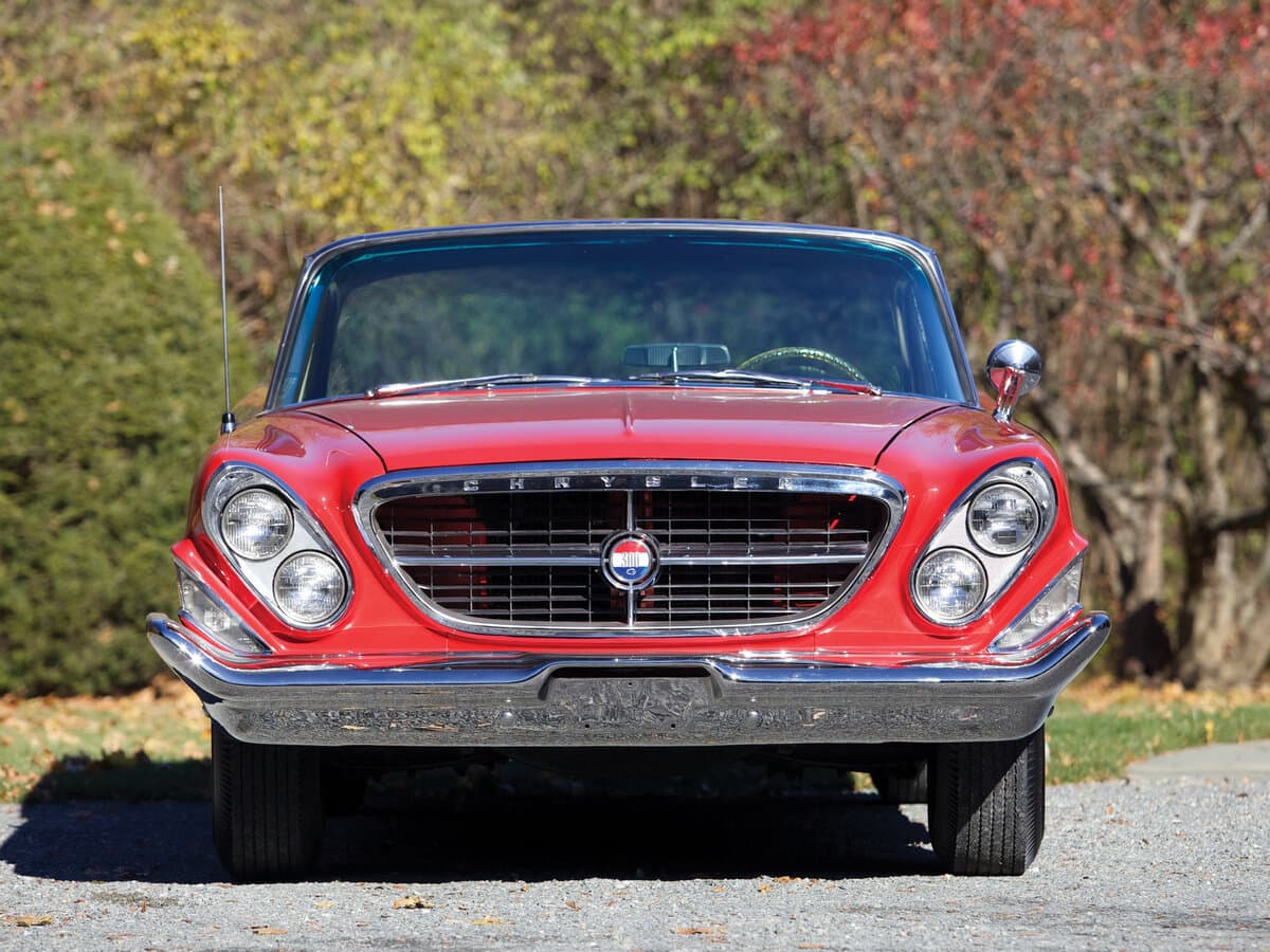 Chrysler 300 Letter Series III (300G) Restayling — Öndən