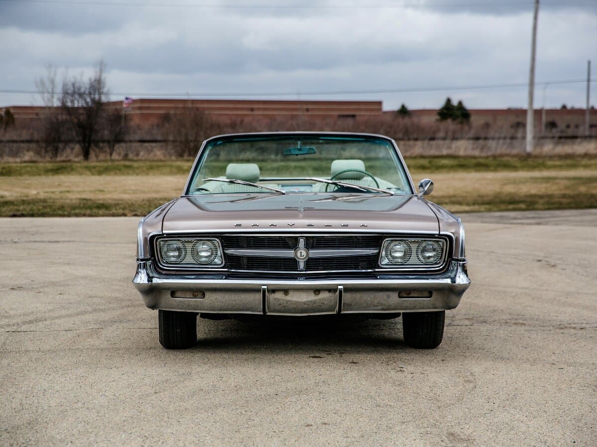 Chrysler 300 Letter Series V (300L) — Öndən