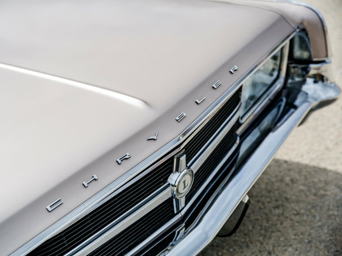 Chrysler 300 Letter Series V (300L) — Fara